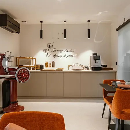 Hotel Cc Nomie Restaurant 4*