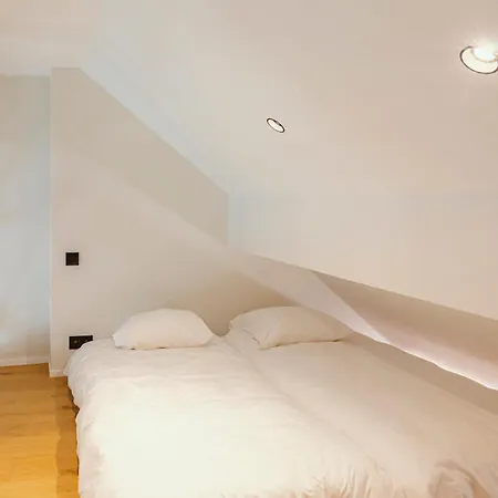 Cc Nomie Restaurant 호텔