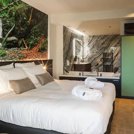 Cc Nomie Restaurant Otel Dinant