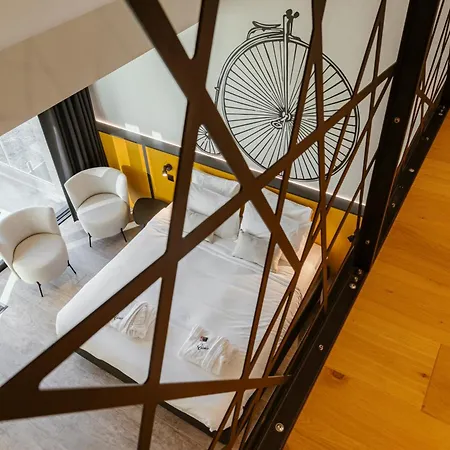 Отель Cc Nomie Restaurant 4*