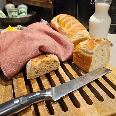 Cc Nomie Restaurant Динан