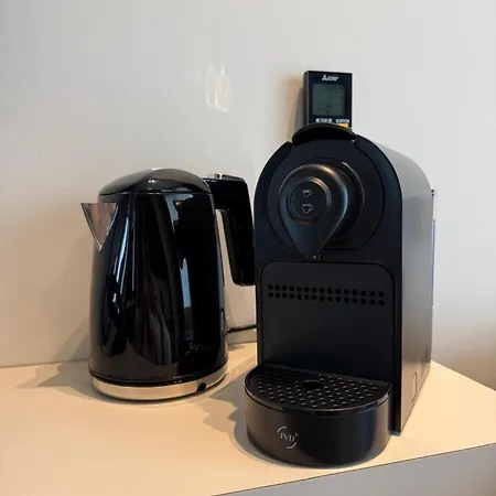 Cc Nomie Restaurant 4* 디넝