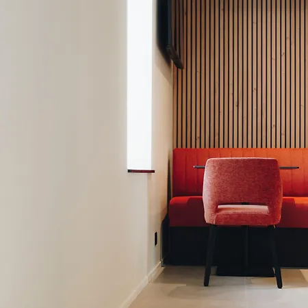 Cc Nomie Restaurant 호텔