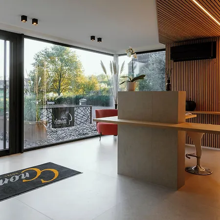 Cc Nomie Restaurant 4* Динан