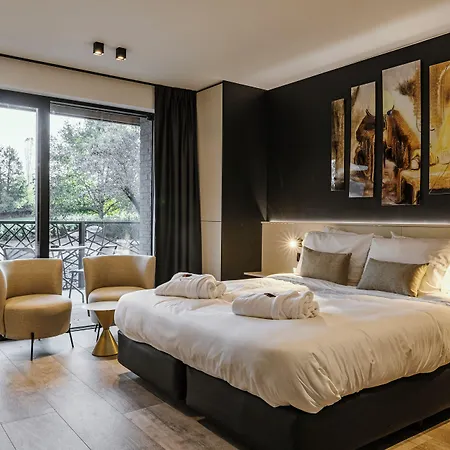 Cc Nomie Restaurant 4* Динан