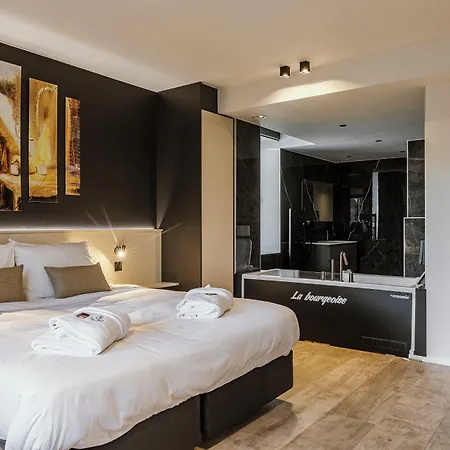 호텔 Cc Nomie Restaurant