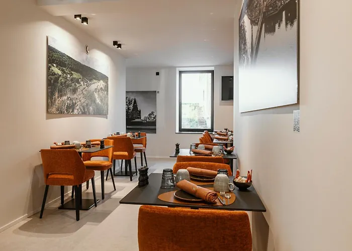 Cc Nomie Restaurant Hotel 4*