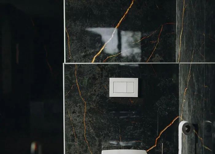 Cc Nomie Restaurant 4*